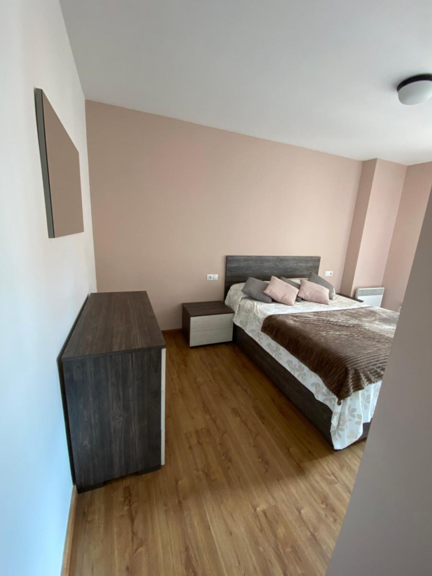 Apartamento Gold Cadi Гуардиола де Берга Екстериор снимка