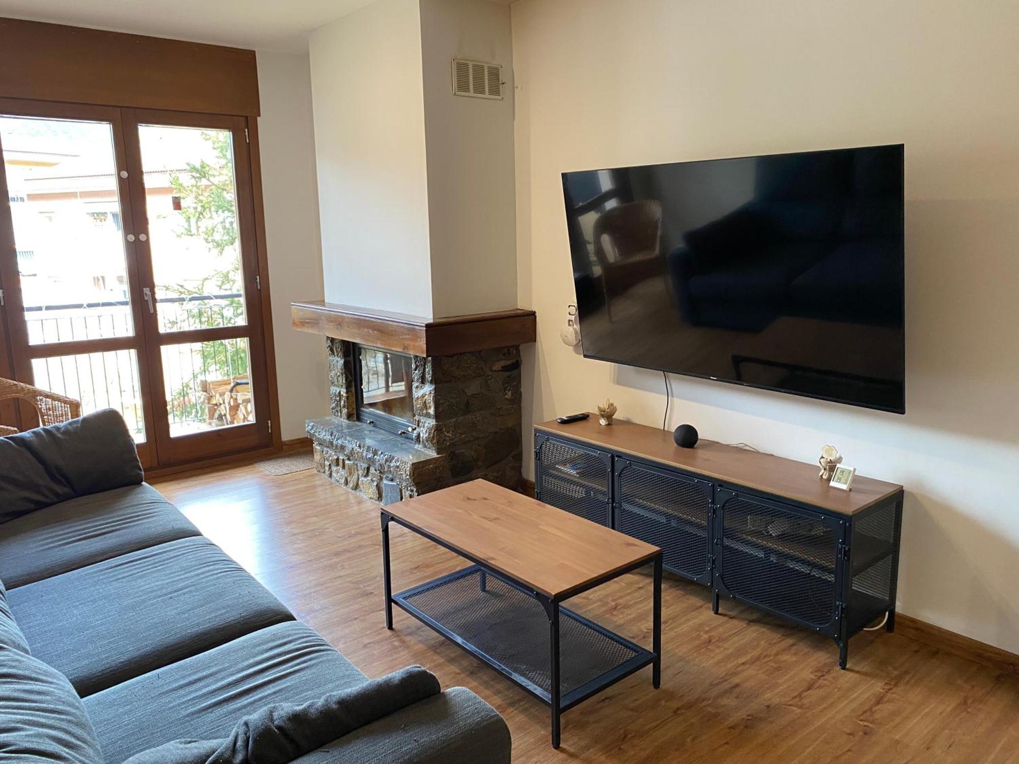 Apartamento Gold Cadi Гуардиола де Берга Екстериор снимка
